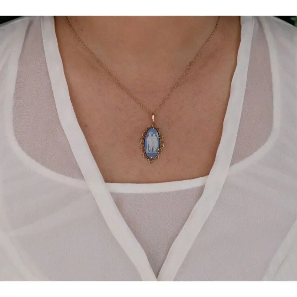 Pendant Only 10k Yellow Gold Blue Cameo Wedgewood Jasperware Seed Pearl Pendant - Picture 4 of 4